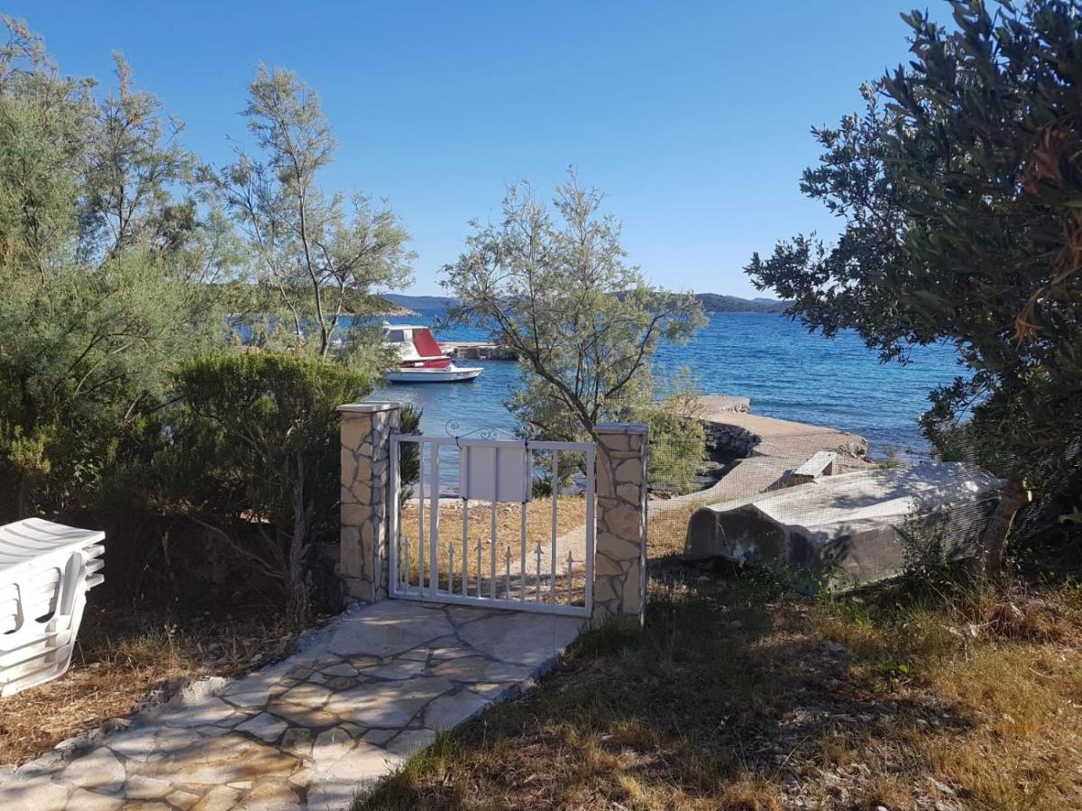 Secluded Fisherman'S Cottage Cove Zuborovica, Pasman - 321 Mrljane Экстерьер фото